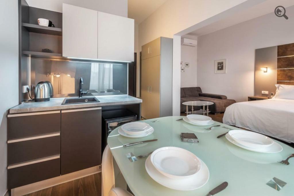 Passion Downtown Suite Belgrade Exterior photo